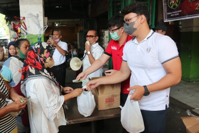 teks Foto: Pemko Medan terus laksaksanakan operasi pasar