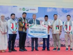 Kecam Keras Aksi Israel atas Palestina, Bobby Nasution Serahkan  Donasi Pemko Medan Rp.1 M