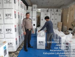 Polres Labuhanbatu Kawal Pengemasan Logistik Pemilu 2024 di Gudang KPU Labura
