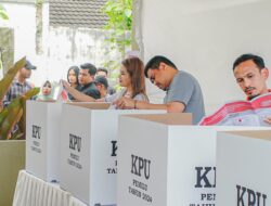 Bobby Nasution dan Kahiyang Ayu Gunakan Hak Suaranya pada Pilpres 2024
