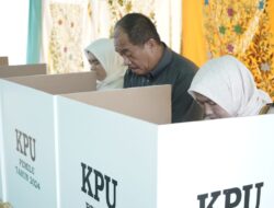Wakil Bupati Asahan Lakukan Pencoblosan Dalam Pemilu 2024
