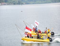 Kapoldasu bersama Pebalap F1H20 Kibarkan Bendera Merah Putih Flag Parade