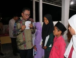 Bupati Toba Buka Puasa Bersama di Masjid Al Falah Kecamatan Parmaksian