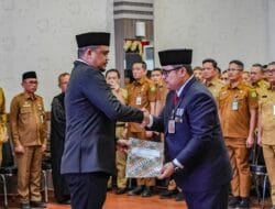 Topan Ginting Jadi Penjabat Sekda Medan, Bobby Nasution Berpesan Ciptakan Lingkungan Internal dan Eksternal Pemko yang Kondusif