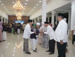 Bupati Asahan Lepas Jema’ah Calon Haji Pemerintah Kabupaten Asahan Tahun 1445 H/2024 M Kloter 14