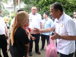 Sekda Kota Binjai Tinjau Dan Berikan Bantuan Kepada Warga