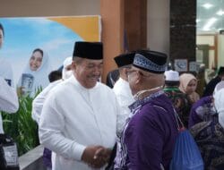 Pj Gubernur Sumut Sambut Kepulangan Jamaah Haji Kloter 1
