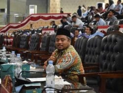 FPKS Pertanyakan Warga Gunakan Parkir Berlangganan Masih Dikutip Uang Parkir