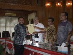 Bupati Asahan Sampaikan Jawaban Terhadap Pandangan Umum Fraksi Fraksi DPRD Kabupaten Asahan Tentang Perubahan Anggaran Pendapatan Dan Belanja Daerah Tahun 2024