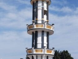 Bupati Toba Bersama Sekda Hadiri Pesta Tugu Raja Sibarani di Landbow Laguboti