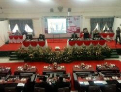 Paripurna DPRD Kabupaten Toba Mendengar Pidato Kenegaraan Presiden RI di Gedung DPRD