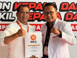 DPP PKS Serahkan SK Paslon Wali Kota Dan Wakil Wali Kota Binjai