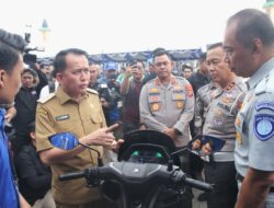 Pj Gubernur Sumut Fatoni bersama Tokoh Pembina Samsat Nasional Teken Gerakan 1.000 Tanda Tangan Pencanangan Tertib di Jalan Sambut PON XXI