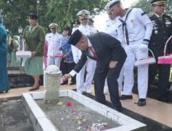 Pjs. Bupati Asahan Melakukan Upacara Ziarah Nasional dalam Rangka HUT Ke 79 TNI