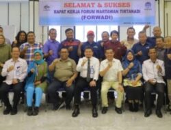 Ewin Putra Buka Raker Forwadi