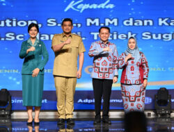 Hari Pertama Ngantor, Gubernur Sumut Bobby Nasution Tekankan Tugas Pemerintah Melayani Masyarakat