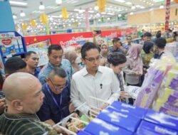 Tinjau Brastagi Supermarket dan Temukan Permen Tidak Jelas Tanggal Kedaluarsanya, Rico Waas: Tarik Dulu, Dicek Betul!