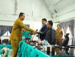 Pemerintah Kabupaten Toba Evaluasi Capaian Kinerja Tahun 2024: Bupati Effendi SP Napitupulu SE Sampaikan Nota Pengantar LKPJ