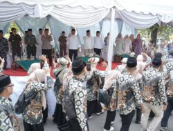 Bupati Asahan Melepas Parade Kafilah MTQ ke-56 Tingkat Kabupaten Asahan