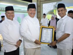 Bupati Berikan Biaya Umroh Kepada Pemenang