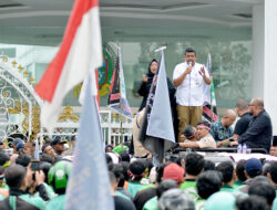 Ribuan Driver Ojol Gelar Aksi Demo, Gubernur Bobby Nasution Temui dan Dengarkan Keluhan