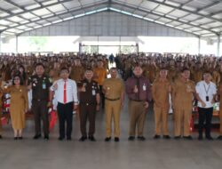 Kades, Lurah dan Kaur se Kabupaten Toba Ikuti Sosialisasi Beberapa Peraturan