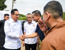Jalankan Program Urban Farming, Rico Waas Serahkan Mandat Kepada Koordinator Kecamatan Tani Merdeka Indonesia