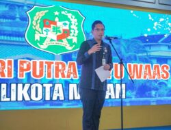 Rico Waas Apresiasi Digelarnya Seminar Nasional How To Be A Great Teacher