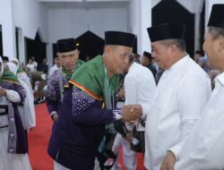 Bupati Lepas Jemaah Calon Haji Kabupaten Asahan di Gedung Tahfidz Masjid Agung Haji Achmad Bakrie