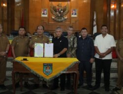 Bupati Asahan menghadiri Rapat Paripurna DPRD Kabupaten Asahan