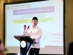 Jadi Pembicara di Rakernas BWI, Menteri Nusron Tegaskan Target Sertipikasi Wakaf hingga 2028
