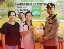Polres Nias Bagikan 4,5 Ton Beras Murah kepada Masyarakat