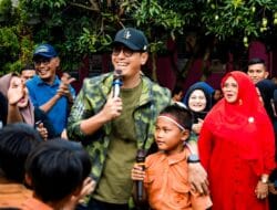 Sapa Warga, Rico Waas Tebar Keceriaan di SDN 067263 Medan Marelan