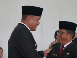 Pelantikan Pejabat di Lingkungan Pemkab Toba, Bupati Gantikan Sekda Toba Drs Augus Sitorus