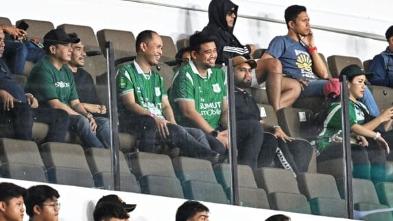 Jumlah Penonton PSMS Terus Meningkat, Gubernur Sumut Bobby Nasution Dorong Tumbuhnya Industri Sepakbola