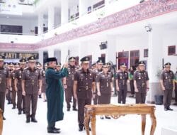 Kajati Sumut Harli Siregar Lantik 5 Asisten dan 15 Kajari: Tekankan Pencegahan Korupsi dan Pelayanan Hukum Berintegritas