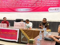 Kejari Taput Terima Uang Pengembalian Keuangan Negara 1,9 Milyar 