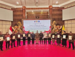 Serahkan Sertipikat di Bali, Menteri Nusron Ungkap Manfaat Sertipikasi Tanah untuk Perekonomian