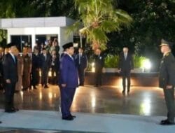 Hari Pahlawan 2025 Berlangsung Kondusif, Presiden Prabowo: Jangan Lupakan Jasa Mereka