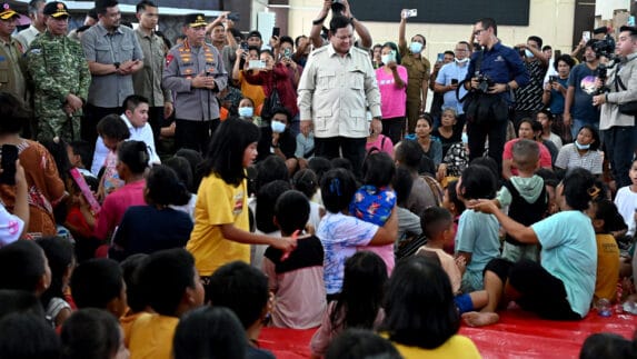 Presiden Prabowo Kunjungi Korban Bencana di Sumatera: Semua Bergerak, Kita Hadapi Dengan Tabah dan Solidaritas