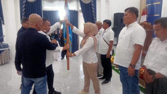 Erni Manja Hasibuan Wartawati Pertama Terpilih Jadi Ketua PWI Labuhanbatu 