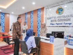 Tinjau Kantor Pertanahan Kota Cirebon, Wamen Ossy Pastikan Layanan Pertanahan Berjalan Optima