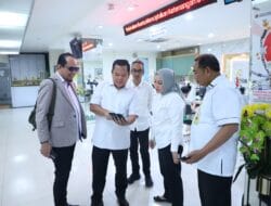 Kakanwil BPN DKI Jakarta Kunjungi Kantah Jakarta Coin Manurung beserta jajaran.