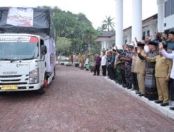Bupati Asahan Bersama Danlanal dan Forkopimda Lepas Bantuan untuk Korban Bencana di Sumatera Utara, Aceh, dan Sumatera Barat