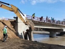 Akses Terisolasi Terbuka, Pemerintah Rampungkan Perbaikan Jembatan Darurat di Aceh