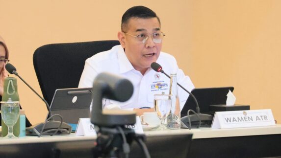 Dukung Penuh Sekolah Terintegrasi, Wamen Ossy Tekankan Kepastian Penyediaan Tanah dan Penataan Ruang