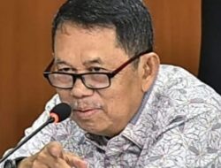 Henry J Hutagalung Minta Pemko Medan Jangan Gunakan Satpol Usir PKL Jualan di Trotoar