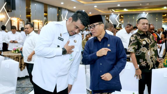 Menteri Desa Puji Keseriusan Gubernur Bobby Nasution Entaskan Nias Utara dari Status Tertinggal