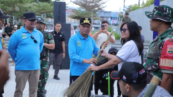 Wabup Asahan Rianto Hadiri Canangkan Gerakan Indonesia ASRI