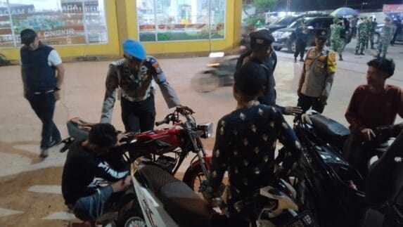 Polres Labuhanbatu Gelar Patroli Gabungan 3 Pilar Agar Masyarakat Khusyuk Ibadah di Bulan Ramadhan 
